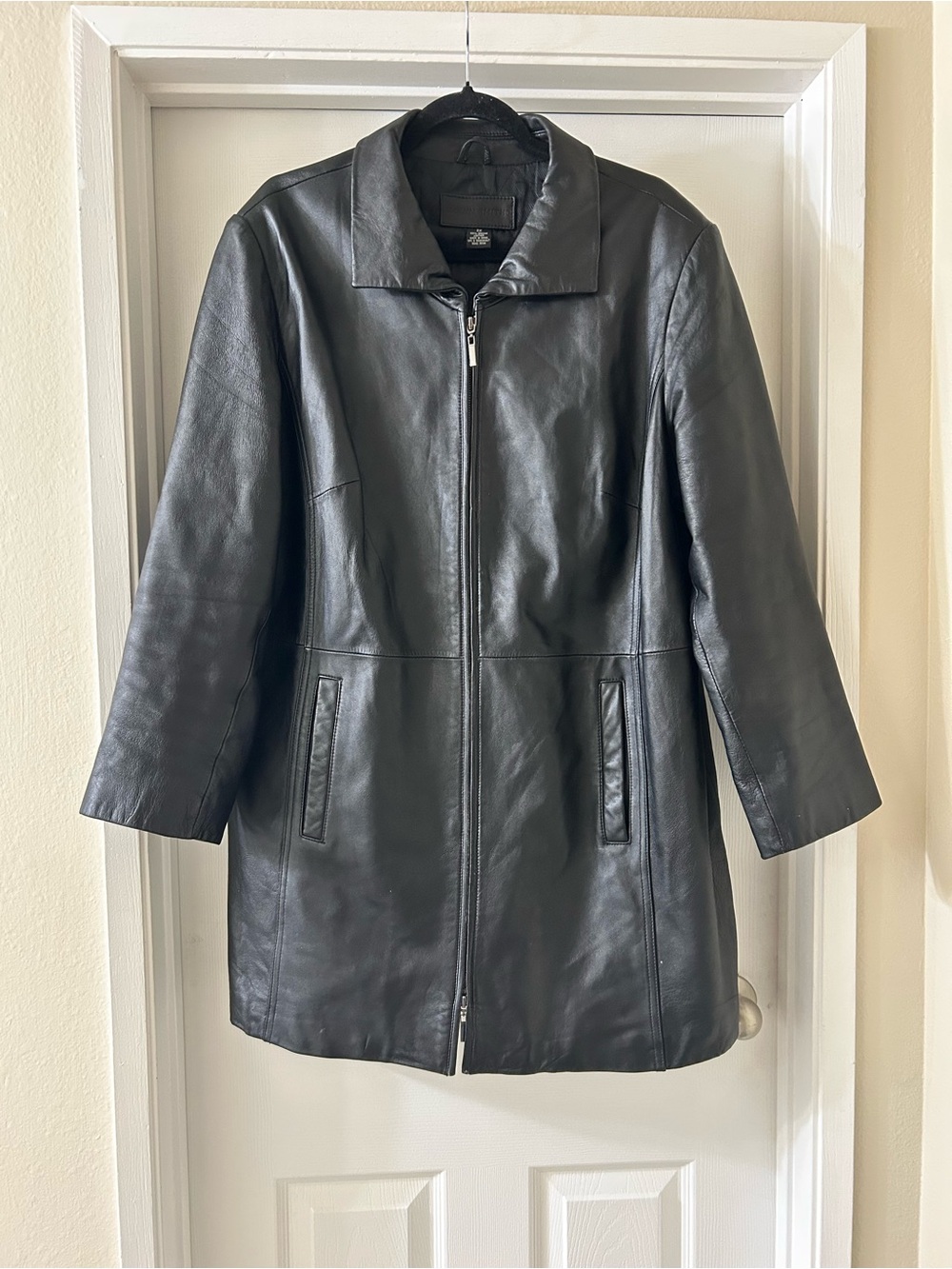 Jaclyn Smith Black Leather Zip-Front Jacket